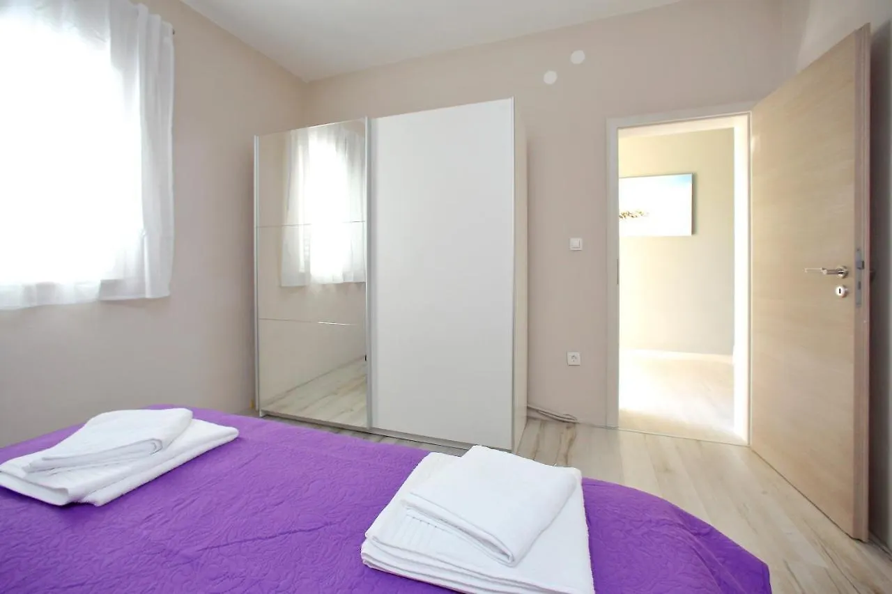 Sukošan Apartments Sonia