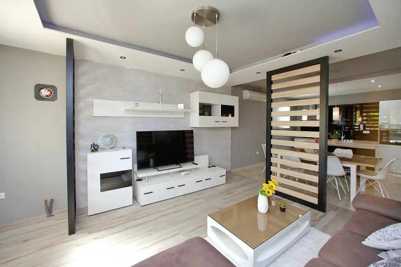 Sukošan Apartments Sonia