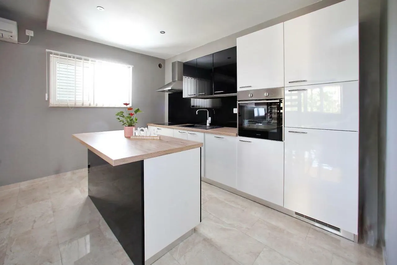 Sukošan Apartments Sonia 0*,
