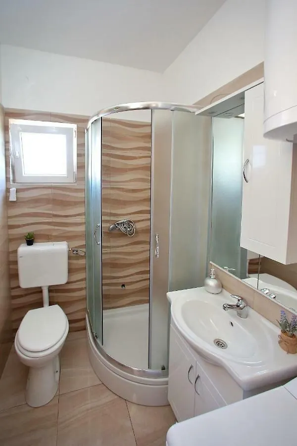 Sukošan Apartments Sonia קרואטיה