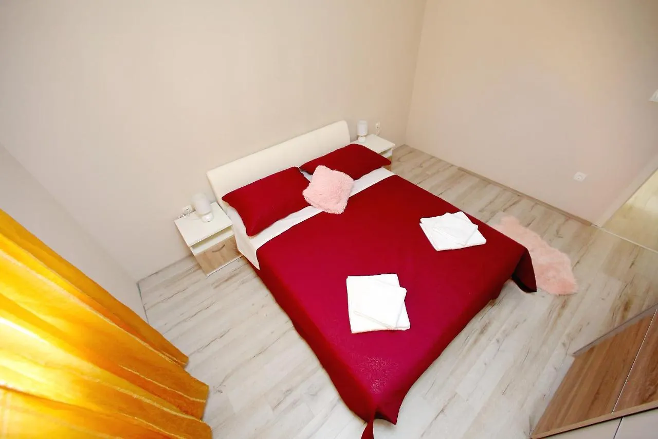 Apartments Sonia Sukošan